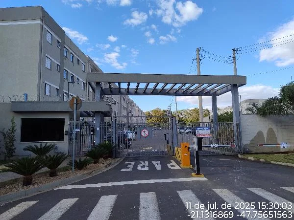 Apartamento - 2 Quartos - Ribeirao Preto - Ocupado — foto 2