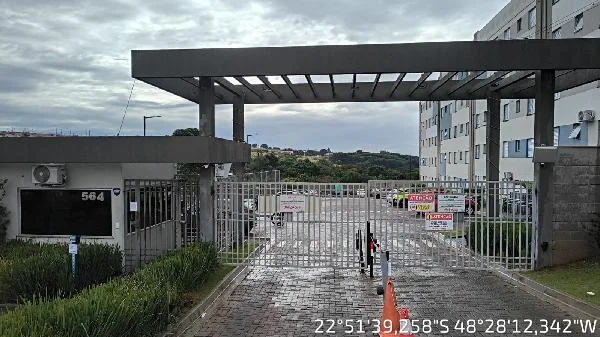 Apartamento - 2 Quartos - Botucatu - Ocupado — foto 2