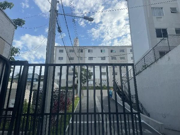 Apartamento - 2 Quartos - Sao Goncalo - Ocupado — foto 2