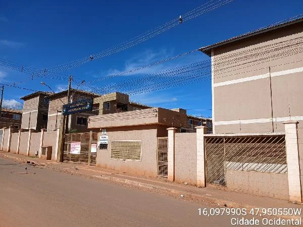 Apartamento - 2 Quartos - Cidade Ocidental - Ocupado — foto 2