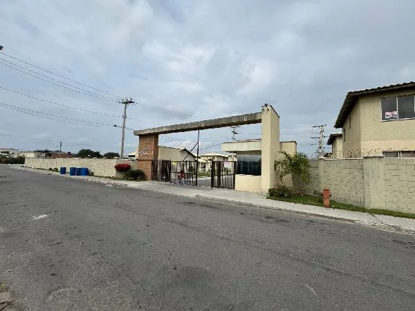 Apartamento - 2 Quartos - Cabo Frio - Ocupado — foto 2