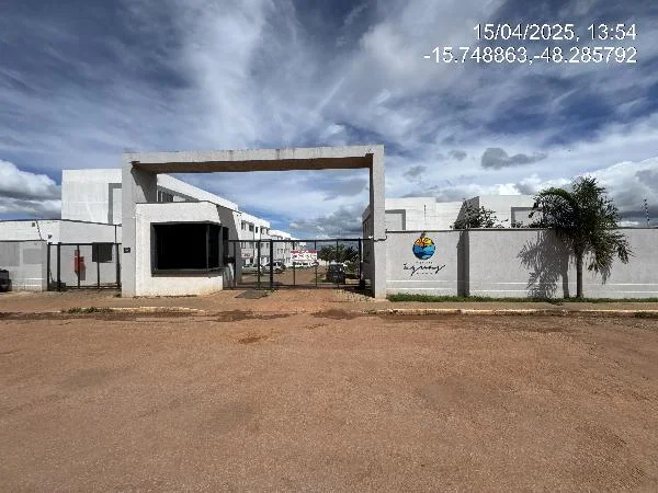 Apartamento - 2 Quartos - Aguas Lindas de Goias - Desocupado — foto 2