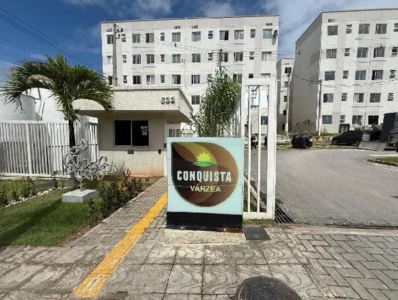 Apartamento - 2 Quartos - Recife - Ocupado — foto 2