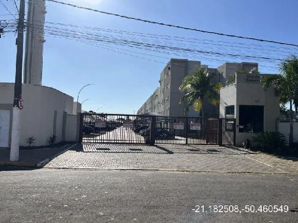 Apartamento - 2 Quartos - Aracatuba - Ocupado — foto 2