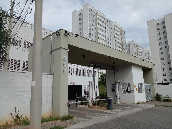 Apartamento - 2 Quartos - Belo Horizonte - Ocupado — foto 2