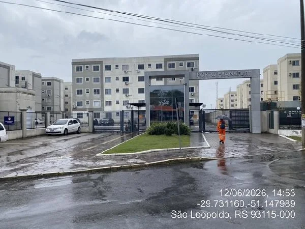 Apartamento - 2 Quartos - Sao Leopoldo - Ocupado — foto 2