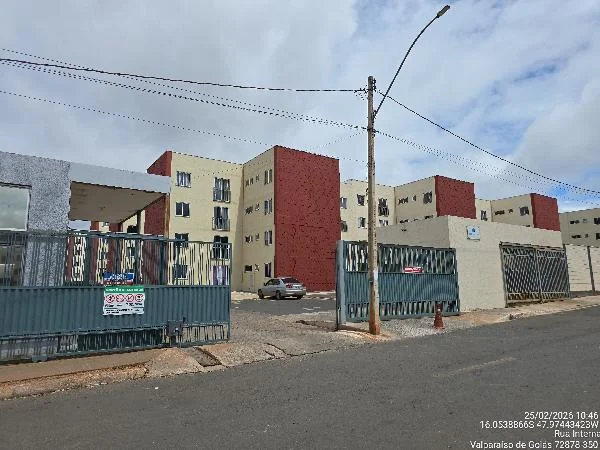 Apartamento - 2 Quartos - Valparaiso de Goias - Ocupado — foto 2
