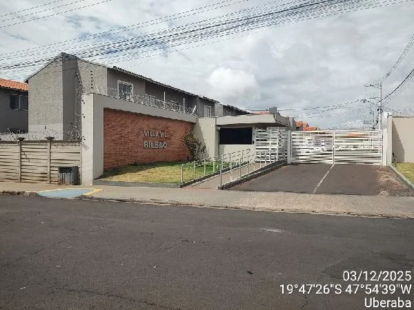 Apartamento - 2 Quartos - Uberaba - Desocupado — foto 2