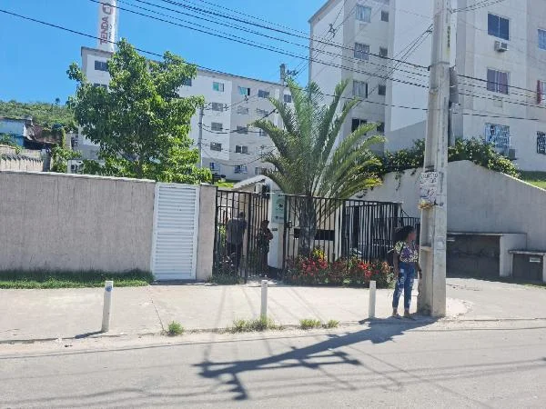 Apartamento - 3 Quartos - Sao Goncalo - Desocupado — foto 2