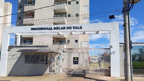 Apartamento - 2 Quartos - Uberlandia - Ocupado — foto 2