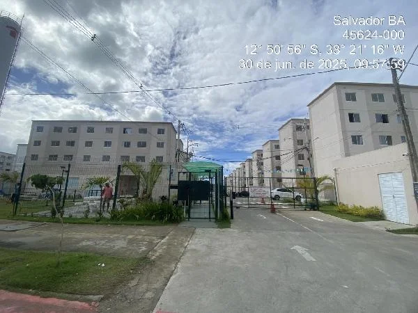 Apartamento - 2 Quartos - Salvador - Ocupado — foto 2