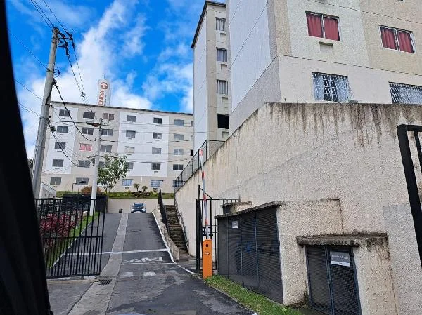 Apartamento - 2 Quartos - Sao Goncalo - Ocupado — foto 2