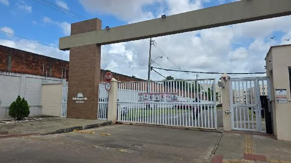 Apartamento - 2 Quartos - Sao Jose de Ribamar - Ocupado — foto 2