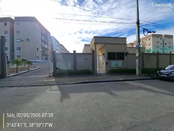 Apartamento - 2 Quartos - Caucaia - Ocupado — foto 2