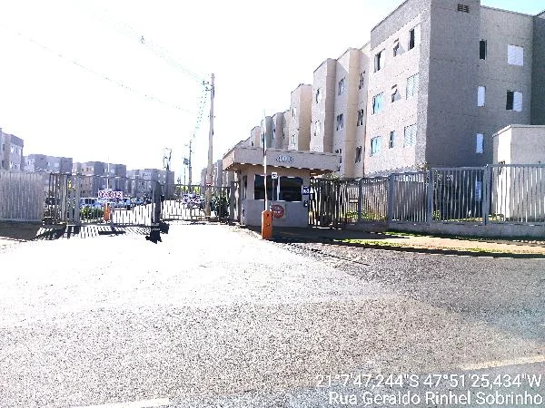 Apartamento - 2 Quartos - Ribeirao Preto - Ocupado — foto 2