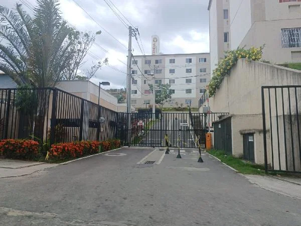 Apartamento - 2 Quartos - Sao Goncalo - Ocupado — foto 2