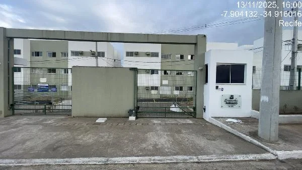 Apartamento - 2 Quartos - Abreu e Lima - Desocupado — foto 2