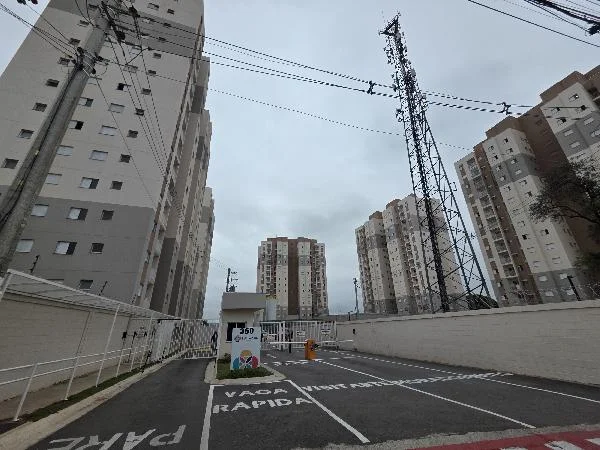 Apartamento - 2 Quartos - Sorocaba - Ocupado — foto 2