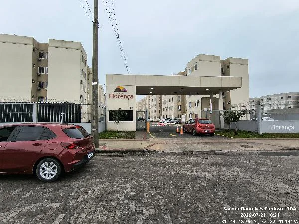 Apartamento - 2 Quartos - Pelotas - Desocupado — foto 2