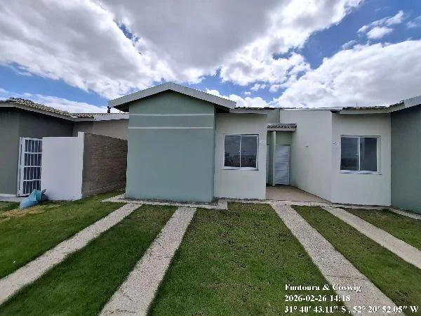 Casa - 3 Quartos - Pelotas - Desocupado — foto 2