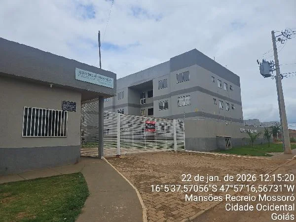 Apartamento - 2 Quartos - Cidade Ocidental - Ocupado — foto 2