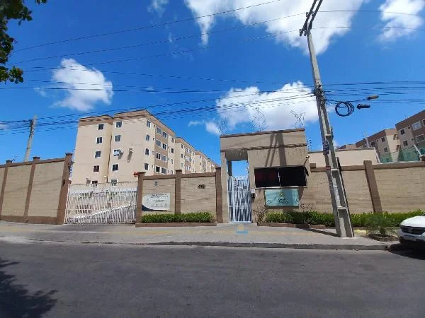 Apartamento - 2 Quartos - Caucaia - Ocupado — foto 2