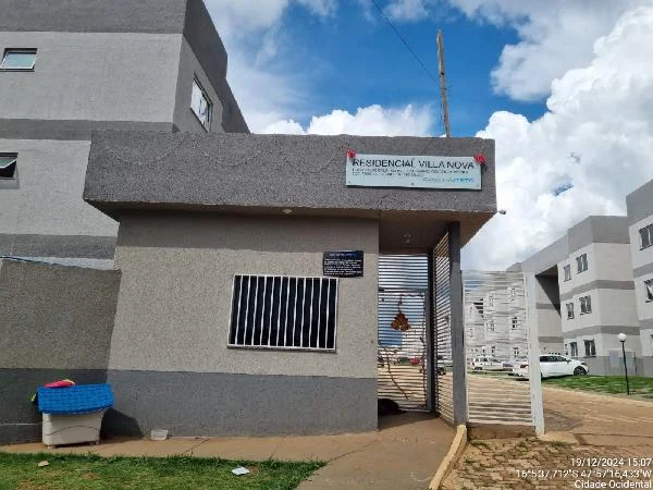 Apartamento - 2 Quartos - Cidade Ocidental - Desocupado — foto 2
