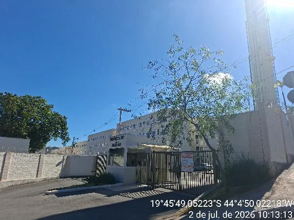 Apartamento - 2 Quartos - Ribeirao das Neves - Ocupado — foto 2