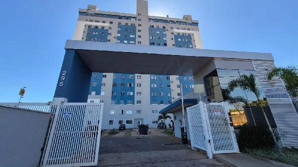 Apartamento - 2 Quartos - Uberaba - Ocupado — foto 2