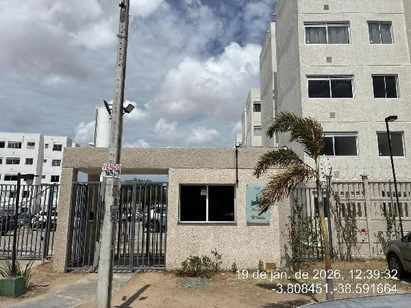Apartamento - 2 Quartos - Fortaleza - Ocupado — foto 2