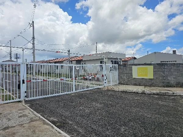 Casa - 2 Quartos - Camacari - Ocupado — foto 2