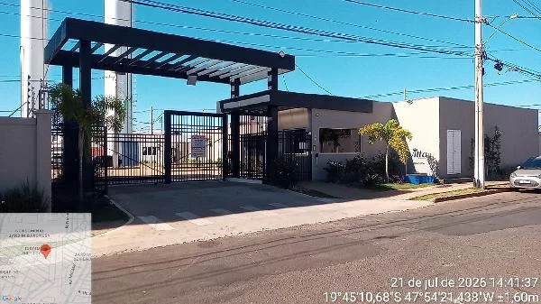 Apartamento - 2 Quartos - Uberaba - Desocupado — foto 2