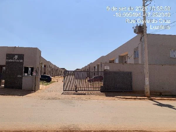 Apartamento - 2 Quartos - Cidade Ocidental - Desocupado — foto 2
