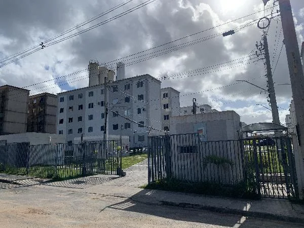 Apartamento - 2 Quartos - Camaçari - Ocupado — foto 2