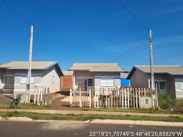 Casa - 2 Quartos - Pederneiras - Ocupado — foto 2