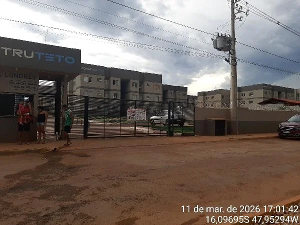 Apartamento - 2 Quartos - Cidade Ocidental - Desocupado — foto 2