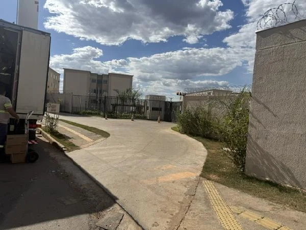 Apartamento - 2 Quartos - Goiania - Ocupado — foto 2