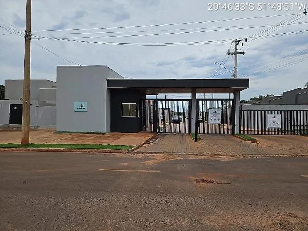 Casa - 2 Quartos - Tres Lagoas - Ocupado — foto 2