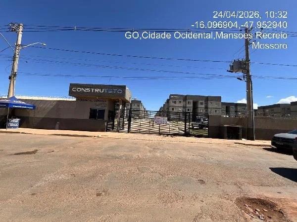 Apartamento - 2 Quartos - Cidade Ocidental - Desocupado — foto 2