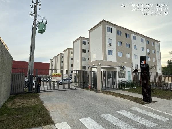 Apartamento - 2 Quartos - Porto Alegre - Ocupado — foto 2