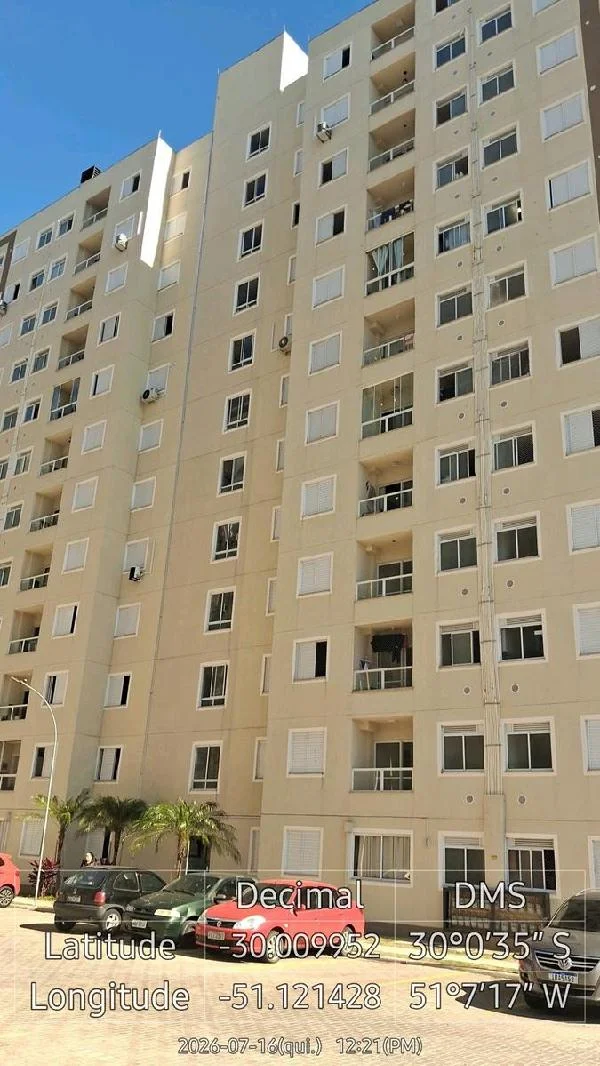 Apartamento - 2 Quartos - Porto Alegre - Ocupado — foto 2