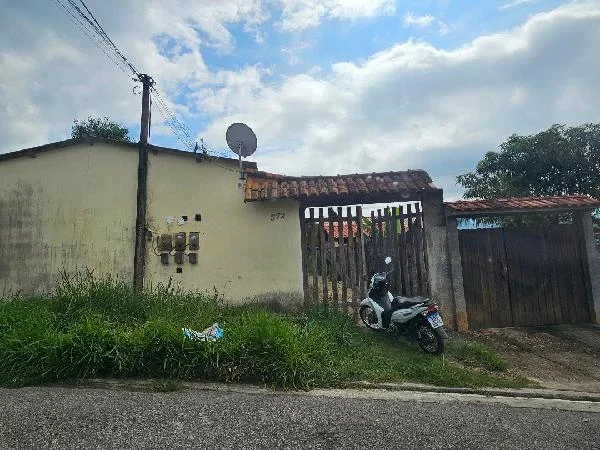 Casa - 2 Quartos - Mage - Ocupado