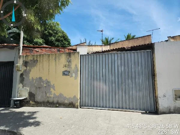 Casa - 2 Quartos - Horizonte - Ocupado