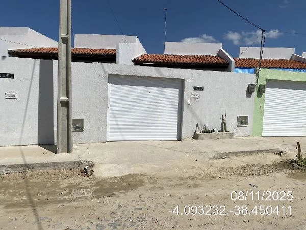 Casa - 2 Quartos - Horizonte - Ocupado