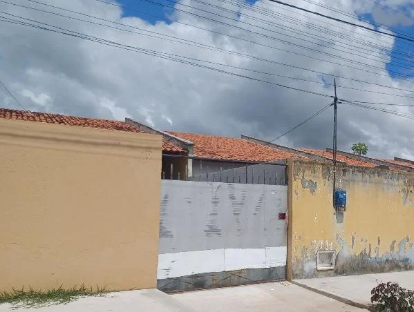 Casa - 2 Quartos - Pacajus - Ocupado
