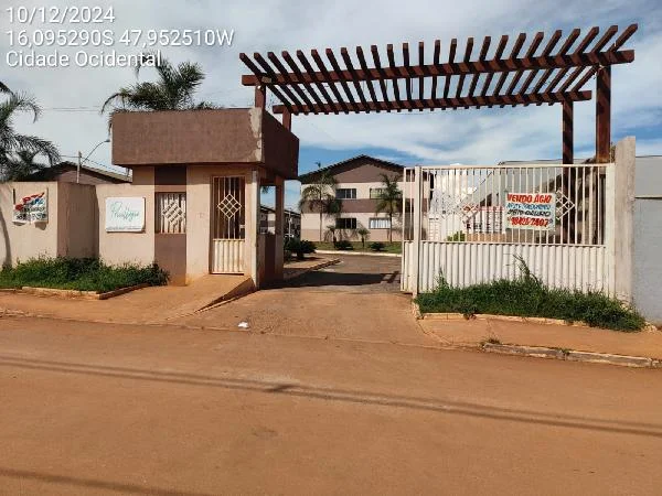 Apartamento - 2 Quartos - Cidade Ocidental - Ocupado