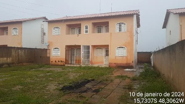 Apartamento - 2 Quartos - Aguas Lindas de Goias - Ocupado