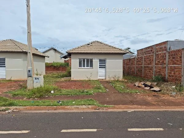 Casa - 2 Quartos - Sao Jose do Rio Preto - Desocupado