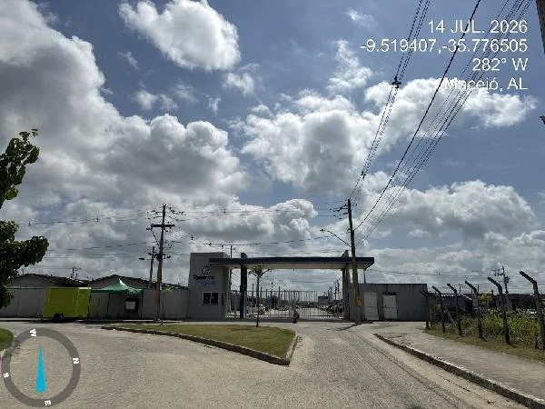 Casa - 2 Quartos - Maceio - Desocupado