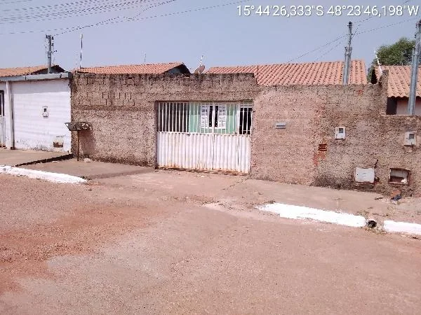 Casa - 2 Quartos - Cocalzinho de Goias - Ocupado